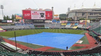 '비는 그쳤다, 야구 한다' 2연패 SSG, 최강 1번타자 휴식…선발 라인업 대폭 변화 [오!쎈 인천]