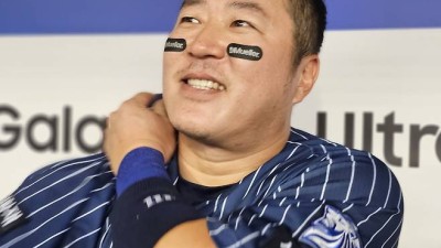 어차피 추월당할 기록, 공도 안 챙겼다 손아섭 추월 KBO 새 역사 쓴 타격장인, '2군행' 강민호에게 전한 한마디[인터뷰]