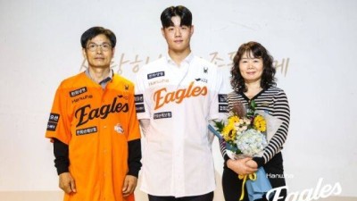 '궁금하네' 한화 무명 육성선수, 韓 2군 다승-ERA 1위 대반전…롯데전 2이닝 무실점, 롯데 1차지명 7실점 무너졌다
