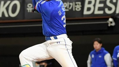 부상 후 첫 실전, 그런데 첫타석 2루타 후 급 교체...김영웅에게 무슨 일이?