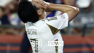 손흥민이 아무리 찌르면 뭐 하나 받아먹질 못한다...그런데 평점 최악, '퇴장 동료'보다도 더 낮다