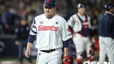 주루사→실책→'역대 최초' 대기록 헌납…2만3200명 썰물처럼 빠졌다, 만원관중 '패패패패패승패' 사직 징크스 지독하다