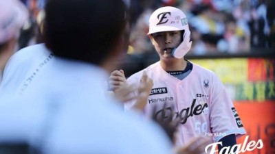 '와' 한화 진짜 복 받았다! 23세 포수가 OPS 리그 톱10 눈앞이라니... 1G 3안타 치고도 활활 4안타 못 쳐봤다, 해보겠다 [대전 현장]