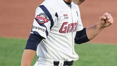 부러운 마운드…부끄러운 방망이