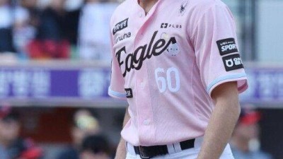 “한화가 원하는 역할이라면 무엇이든…필요한 자리에서 내 역할을” 쿠싱 솔직고백, SV도 멀티이닝도 다하고 떠난다