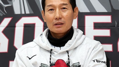 '치리노스 교체설' '쿠싱 영입설' '손주영 마무리설'...투수 비상 LG, 마운드 재편하나?