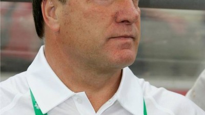 월드컵 나가는데 중국에 패배 → 끝내 사임 → 韓 이끌었던 아드보카트 감독, 퀴라소 대표팀 복귀설…딸 건강도 회복세
