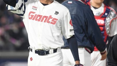 '제2의 폰세' 헛된 꿈이었나...에이스로 데려왔는데 혼자 5점대 ERA, 157km 던지면 뭐하나