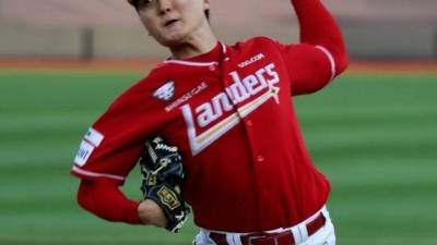'연봉 6500만원 다승 단독 1위' 5년간 5승→올해 벌써 5연승, 이숭용의 눈은 정확했다
