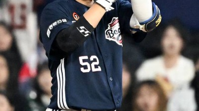 '와 1위-1위-1위-1위' 두산 역사 쓴 특급 유망주, 왜 혼났을까…하지 마, 정수빈만 할 수 있어