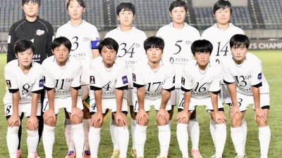 남북 친선전 아닌 '정식 대회'인데... 뜬금없는 '北 응원'에 황당한 축구계