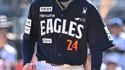 한화 드디어 1선발 왔다! 이런 투수가 6주 없었다니…화이트, 6⅓이닝 4K 1자책점 완벽 복귀전 [오!쎈 수원]