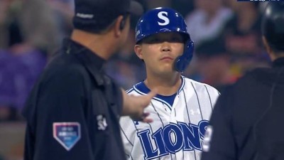 '희대의 미스터리' 심판들은 왜 전병우 소환했을까...분명 몸에 맞았는데 기록은 볼넷이라니