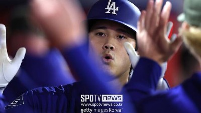 '오타니 5타점 폭발' 다저스 LA 라이벌 15-2 대파…김혜성 4타수 무안타 1득점