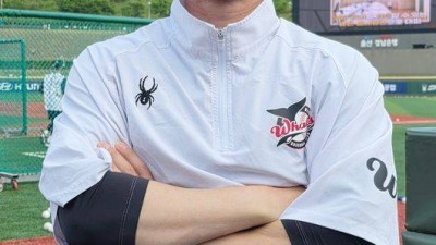 나이가 많다고? 149km 던지는 43세 좌완이 되물었다. “어린 선수들이 다 잘했나?” [오!쎈 인터뷰]