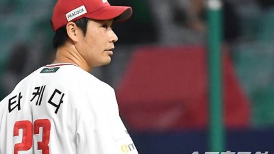 차라리 없는게 낫다? 절반이 '교체' 고민중 → 기회는 단 1번! 외인 1호 나왔는데…'실망감 절절' 아쿼는 잠잠한 이유