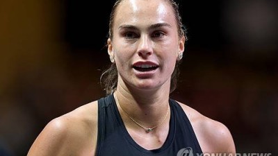 '전 연인 자살→며칠 뒤 곧장 대회 출전'…슬픔도 없나? 논란의 테니스 여제 슬픔 극복에 정해진 방식 없어 반박