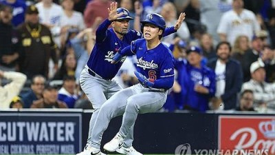 김혜성 뭐야? 스피드 좋은데 왜 세워? 日 매체 폭발…LAD 큰 실수에 화 냈다→로버츠 감독은 결과론