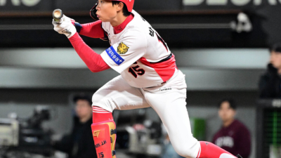 '어깨통증' 19살 리드오프 지명타자로 복귀...이범호 1번타자로 있고 없는게 차이 나더라 [오!쎈 광주]