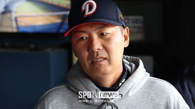 두산 구멍난 수비 어쩌나…김원형 페라자가 열심히 뛰어서 실책? 이해 안된다