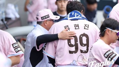 '승승승' 한화 단독 5위 점프…김경문 류현진 200승 축하, 선수들 긴장의 끈 놓지 않았다