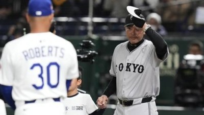 아베 감독, 딸 폭행 혐의로 체포…싸움 말리다 ‘욱’했다