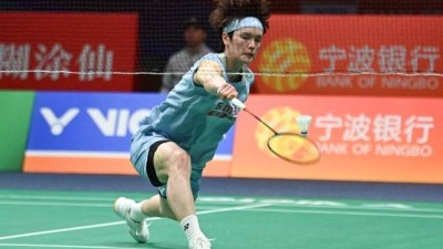 안세영에게도 위험한 존재 현지 해설 극찬…中 왕즈이 '뒷심' 매서워졌다→덴마크 2인자 저항 잠재운 '괴력 샷' 싱가포르오픈 8강 안착