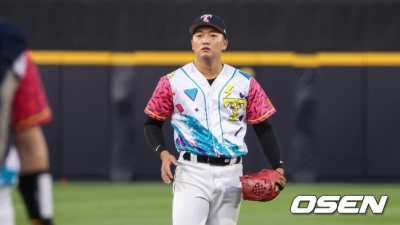 3이닝은 무리였나...고우석, 2루타-2루타 3실점에 ERA 2.19→3.77