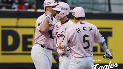'고작 23세에 이글스 역사를 바꿨다' 한화, 48일 만에 5할 승률 회복…SSG 창단 첫 10연패 수렁 [대전 리뷰]