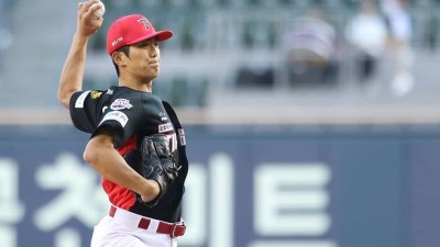 ‘KIA 시즌 최악의 날’ 6회에 수건을 던지다니… 이의리 또 난조+수비 붕괴+타선 침묵, 10점차 대패 [잠실 게임노트]