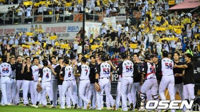 LG도 드디어 한화처럼 야구 해보네. 5회까지 12점 대폭발…염갈량 감격 오랜만에 팬들에게 편안한 승리 보여드렸다