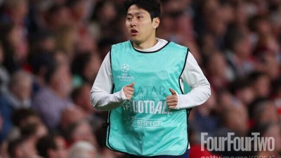 ‘PSG엔 이강인이 필요했다’…아스널 질식 수비에 쩔쩔매며 ‘0-1 전반 종료’