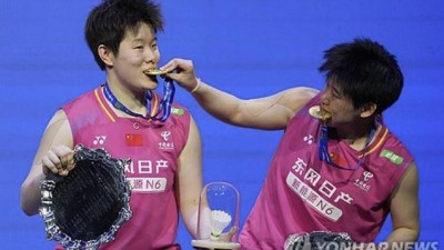 '中 세계 1위' 무적 행진 깨졌다…여복 최강 류성수-탄닝, 4위에 0-2 완패→싱가포르 오픈 준우승