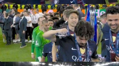 '한국인 최초 챔피언스리그 2연패에도 기분 나빠'.. 이강인, 2연속 메달 장면 컷 '유럽 축구의 암묵적 룰인가'