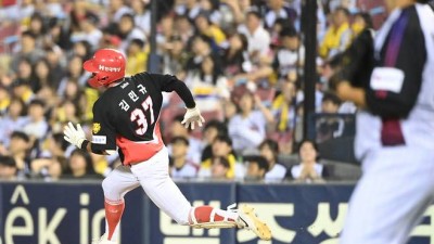 '커다란 피딱지' KIA 19살 막내의 투지, 팀 굴욕 막은 첫걸음…기회 정말 소중하거든요