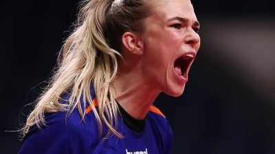살 찌면 급여 싹둑, 임신했다니까 30분 만에 해고 통보…女 핸드볼 레전드, 부당 대우 폭로→정말 말도 안 되는 일