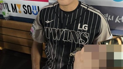 손주영 “9회 볼넷 2개 의도한 것..타이틀 욕심난다, 세이브왕 하고 선발 돌아가고파”